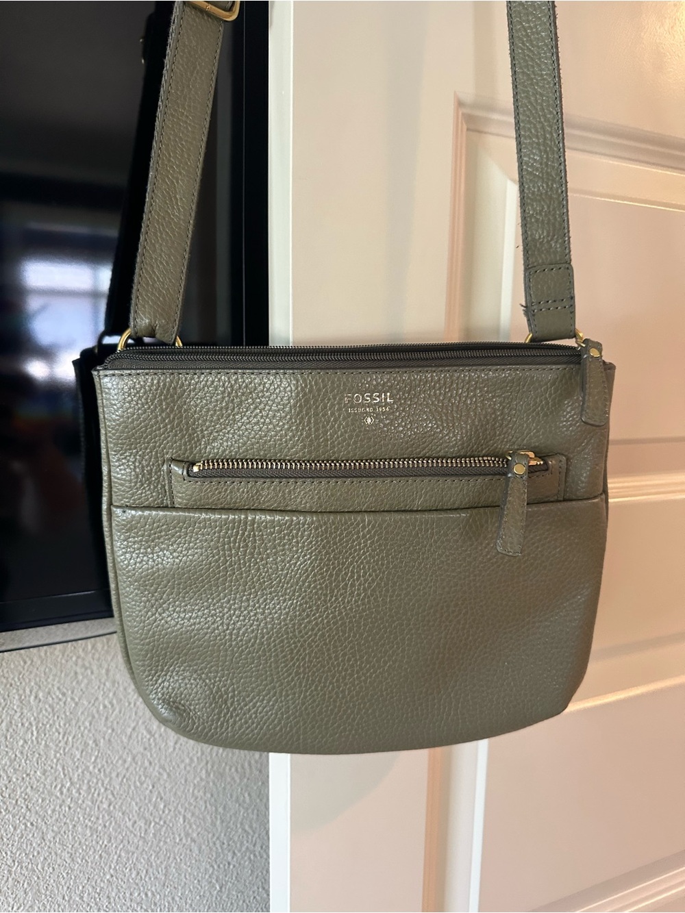 Fossil Olive Green Pebbled Leather Crossbody Purse